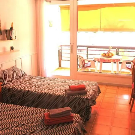 In Perfect Location Apartment *