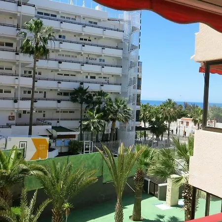 In Perfect Location プラヤ・デ・ラス・アメリカス